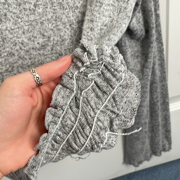 South moon under top. - Picture 3 of 3